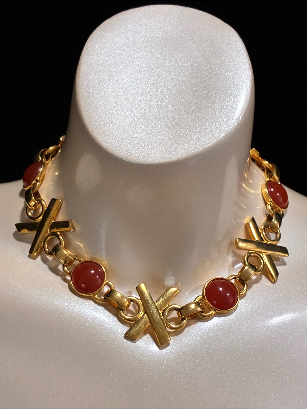 BEN AMUN VTG Gold-Tone Necklace & Bracelet Set with Red Cabochon Accents EUC
